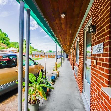 Patriot Inn Motel Beaver Wv, By Oyo Dış mekan fotoğraf